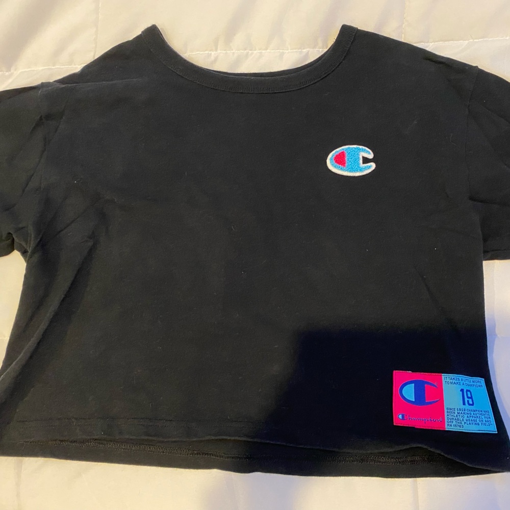 Champion cropped tee; reverse weave; size small
